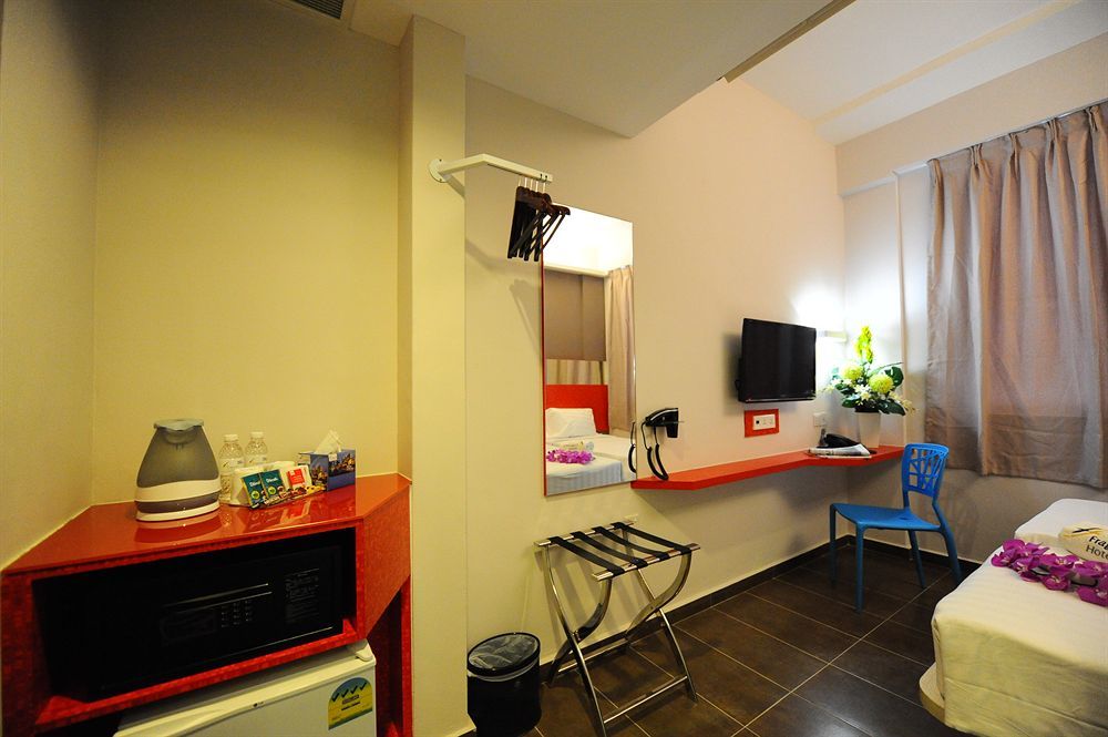 Ibis Budget Singapore Pearl Екстериор снимка