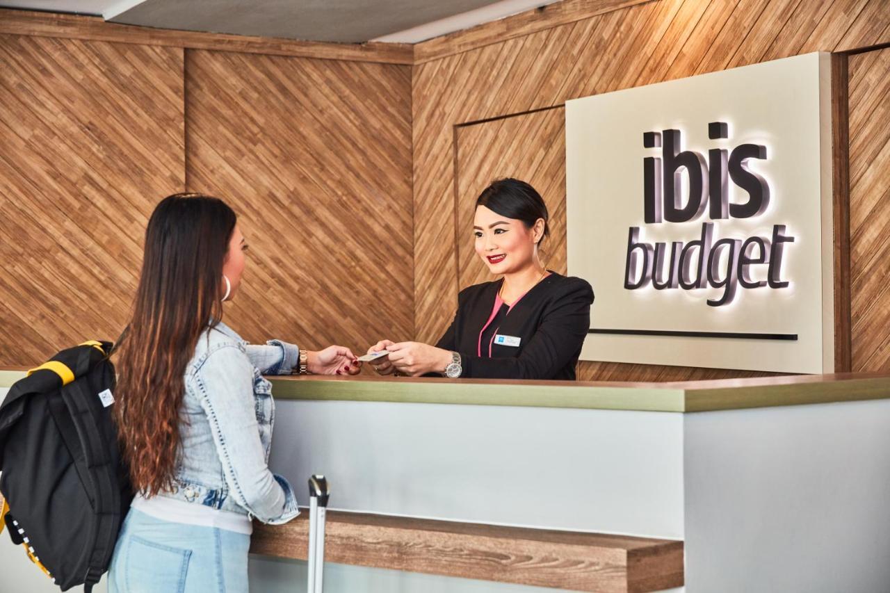 Ibis Budget Singapore Pearl Екстериор снимка
